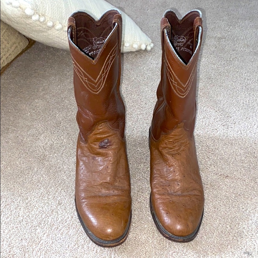 Brown Justin Cowboy Boots